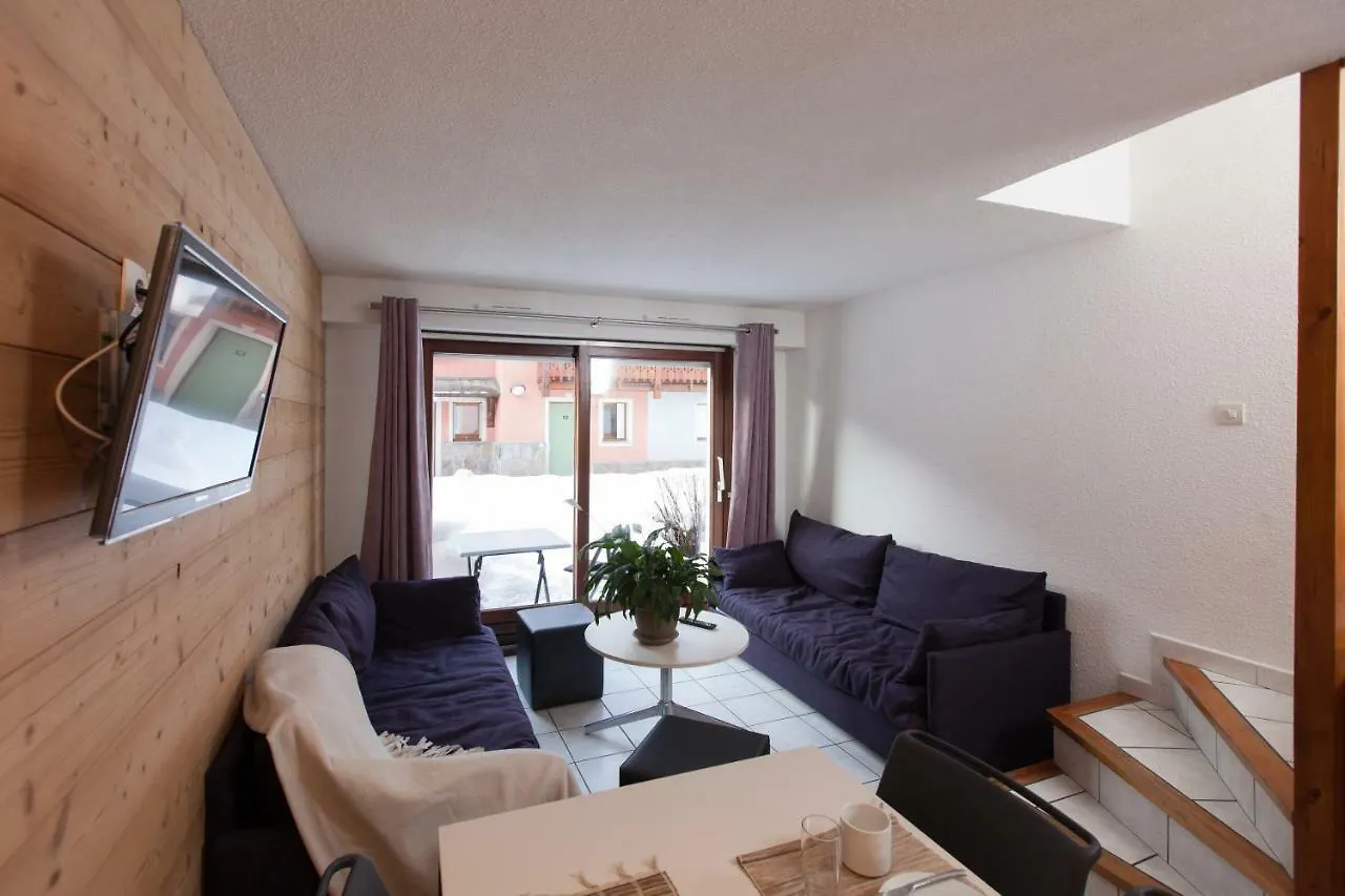 Les Chalets du Jardin Alpin La Salle-les-Alpes 0*,  France
